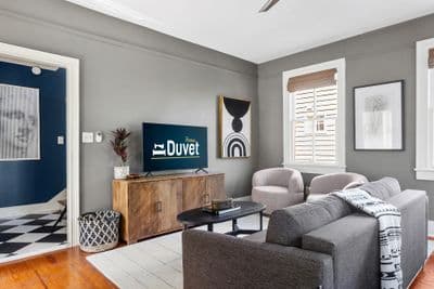 The Sutton - C | Close to King & Historic Charm