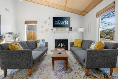 Chic Coastal | Dog Friendly Home with Fenced Yard