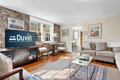 The Carriage House at 68 Broad | Historic CHS