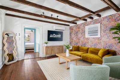 The Cannonball Suite | 1 Block to King Street!