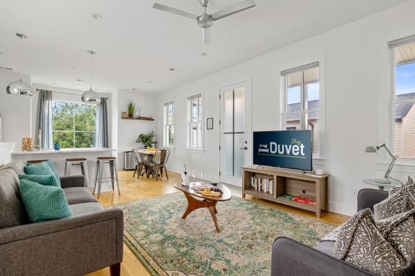 Globetrotter Suite D | Charming Cozy Porch